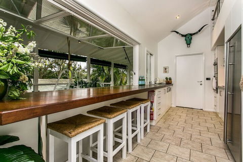 A PERFECT STAY - Cactus Rose Villa - Accommodation Cooktown 2