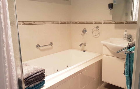 Admirals Inn - Accommodation Cooktown 4