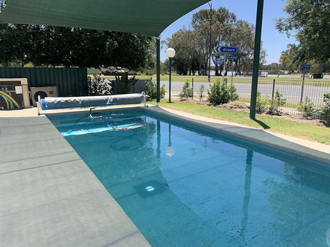 Jerilderie Motor Inn - Accommodation Cooktown 3