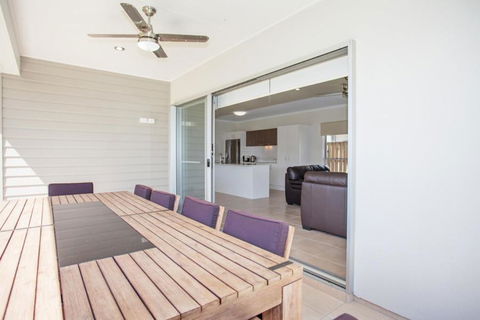 Petrie Beach Holiday Home - Accommodation Cooktown 2