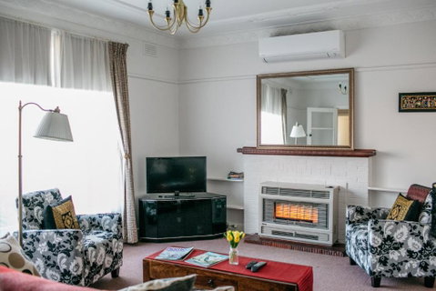 Goldies On Piper Kyneton - Accommodation Cooktown 4