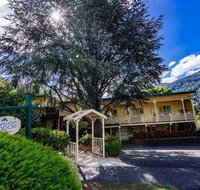 Warburton Lodge - Accommodation Cooktown
