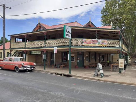 Royal Hotel Cooma - Accommodation Cooktown 0