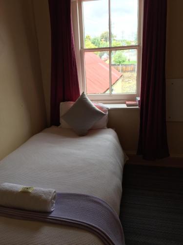 Royal Hotel Cooma - Accommodation Cooktown 1