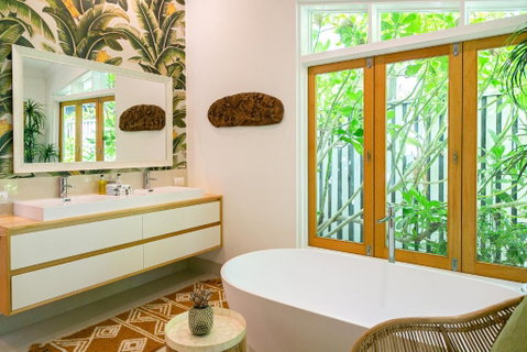 Pineapple Petes Beach House - Accommodation Cooktown 5