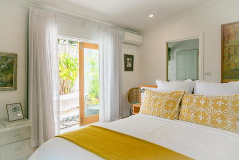 Pineapple Petes Beach House - Accommodation Cooktown 6