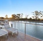 Gippsland Lakehouse a Canal frontage - Accommodation Cooktown