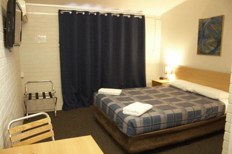 The Plains Motor Inn - Accommodation Cooktown 4