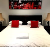 Deluxe Lake View House - Accommodation Cooktown