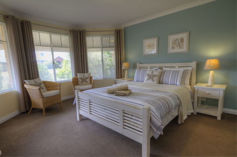 Castaway - Accommodation Cooktown 3