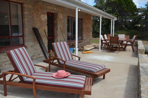 Ratcliff Cottage - Accommodation Cooktown 4