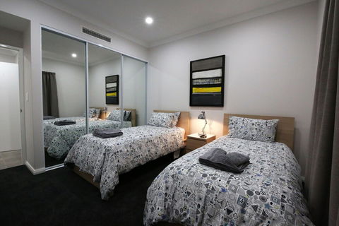 Marina Views At Mindarie Marina - Accommodation Cooktown 1