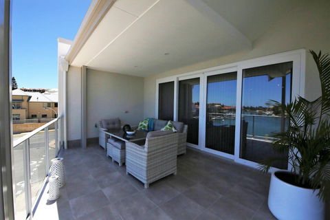 Marina Views At Mindarie Marina - Accommodation Cooktown 0