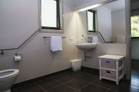 NRMA Port Macquarie Breakwall Holiday Park - Accommodation Cooktown 3