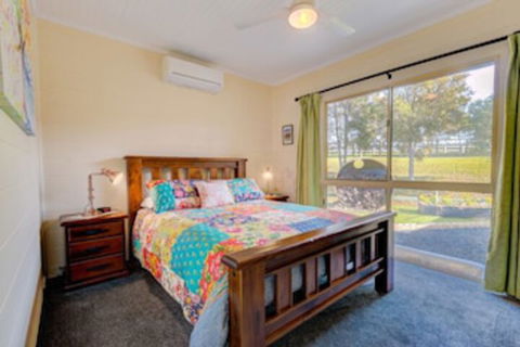 All About Me B & B - Accommodation Cooktown 0