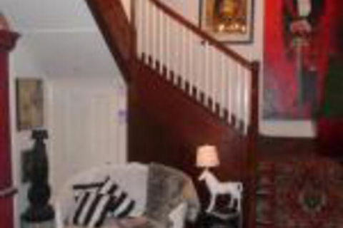 Montrose House - Accommodation Cooktown 0