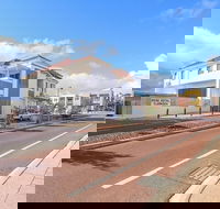 Rose Hotel Clarkson - Accommodation Cooktown