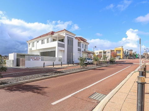 Rose Hotel Clarkson - Accommodation Cooktown 0