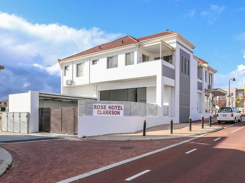 Rose Hotel Clarkson - Accommodation Cooktown 2