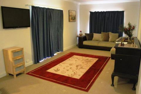 Lake Tyrrell Accommodation - Accommodation Cooktown 3