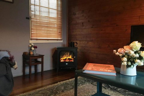 Walnut Cottage - Accommodation Cooktown 6