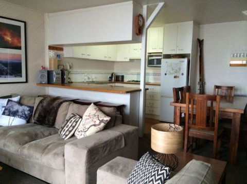 Molonys 12 - Accommodation Cooktown 5