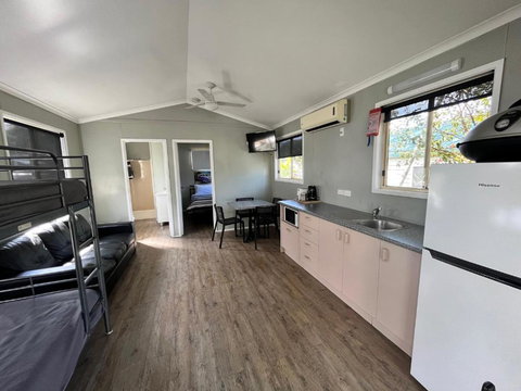 Kingfisher Caravan Park - Accommodation Cooktown 3