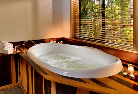 Sharlynn By The River - Accommodation Cooktown 4