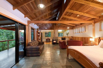 Sharlynn By The River - Accommodation Cooktown 6