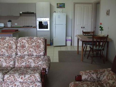 Nannup Riverview Cottage - Accommodation Cooktown 1