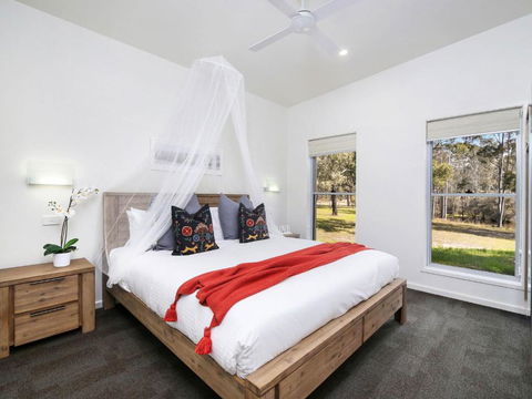 Ironbark Villa 4 - Accommodation Cooktown 3