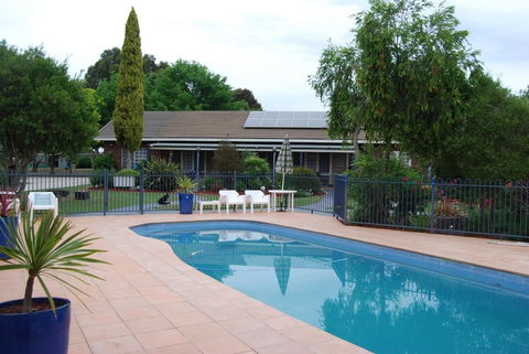 Greenvale Holiday Units - Accommodation Cooktown 6