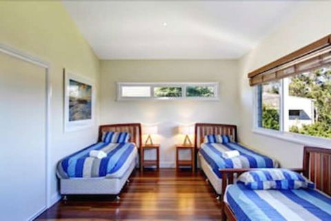 Away On Seaview Street - Accommodation Cooktown 5