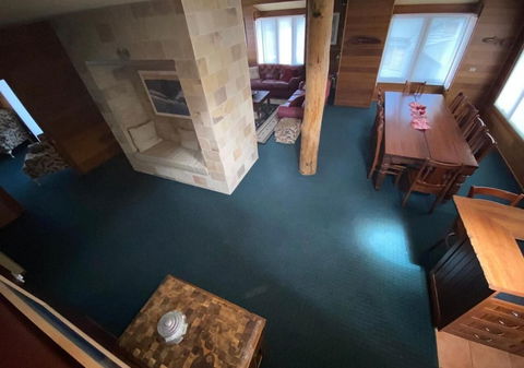 Camelot - Accommodation Cooktown 3