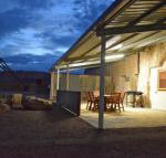 Dug Out B  B Apartments - Accommodation Cooktown