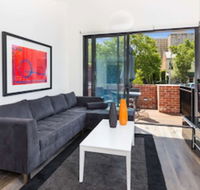 Class Style and Location in Carlton - Accommodation Cooktown