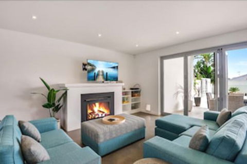 Magnificent Beach House - Accommodation Cooktown 6