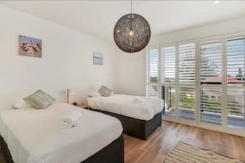 Magnificent Beach House - Accommodation Cooktown 5