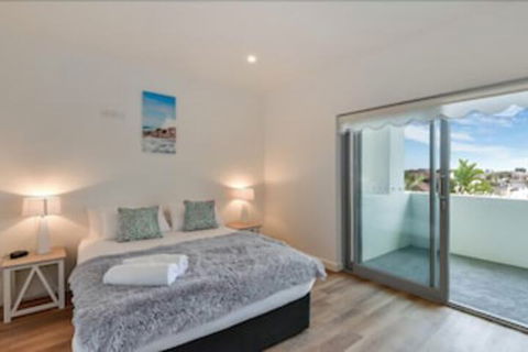 Magnificent Beach House - Accommodation Cooktown 7