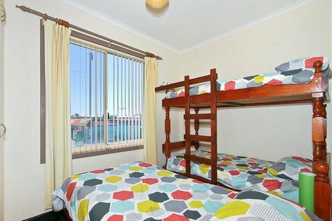 Sun & Fun - Accommodation Cooktown 1