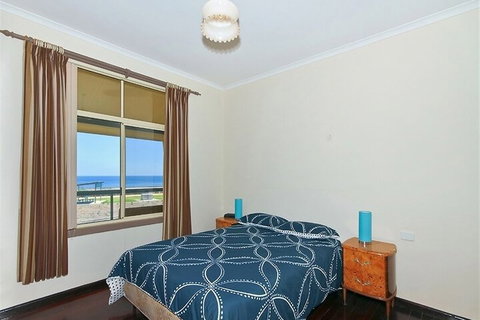 Sun & Fun - Accommodation Cooktown 7