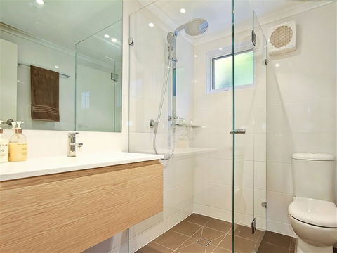 Tennis Elbow - Accommodation Cooktown 1