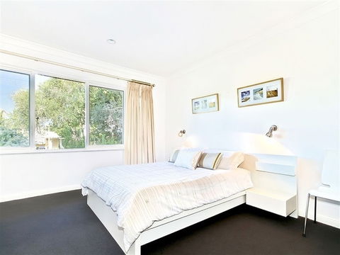 Tennis Elbow - Accommodation Cooktown 0