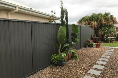 M & Ts Waterfront Bed & Breakfast - Accommodation Cooktown 6