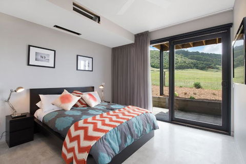 Bay Retreat - Accommodation Cooktown 2