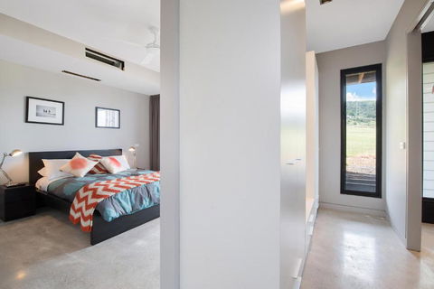 Bay Retreat - Accommodation Cooktown 3