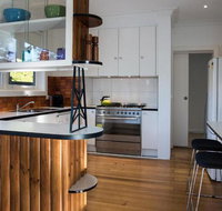 Main Retreat  Cottage - Accommodation Cooktown