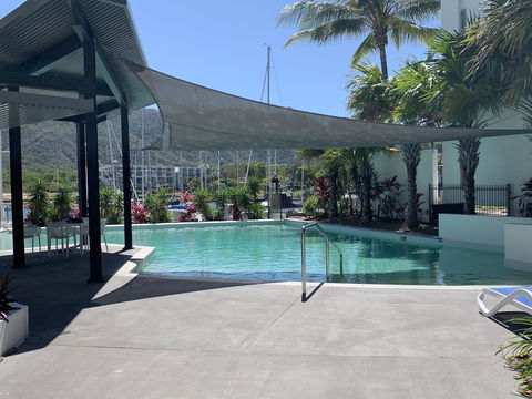 Absolute Waterfront Magnetic Island - Accommodation Cooktown 2