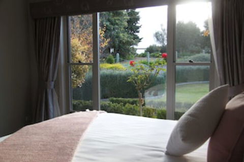 BEL MIREN ESSINGTON - Accommodation Cooktown 0
