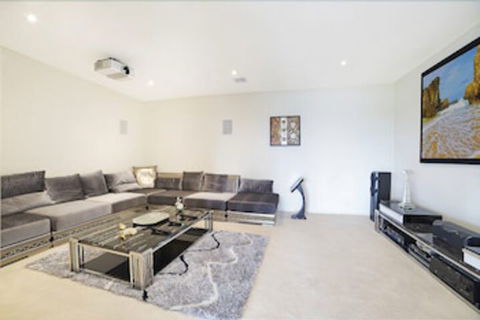 Jolong Park Clubhouse - Accommodation Cooktown 7